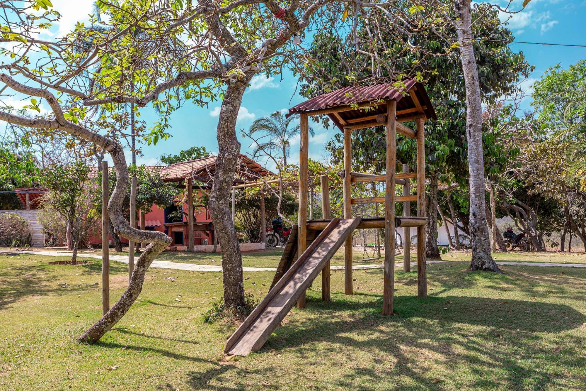 Pousada Vereda Da Serra ปิเรนนอโปลิส ภายนอก รูปภาพ